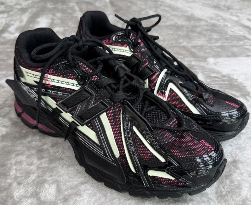 New Balance 1906A Black Lace Pink Glow Rare Retro Sneaker Womens 10 U1906AD